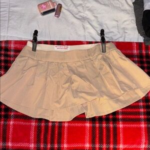 SHEIN Light Beige Pleated Skirt